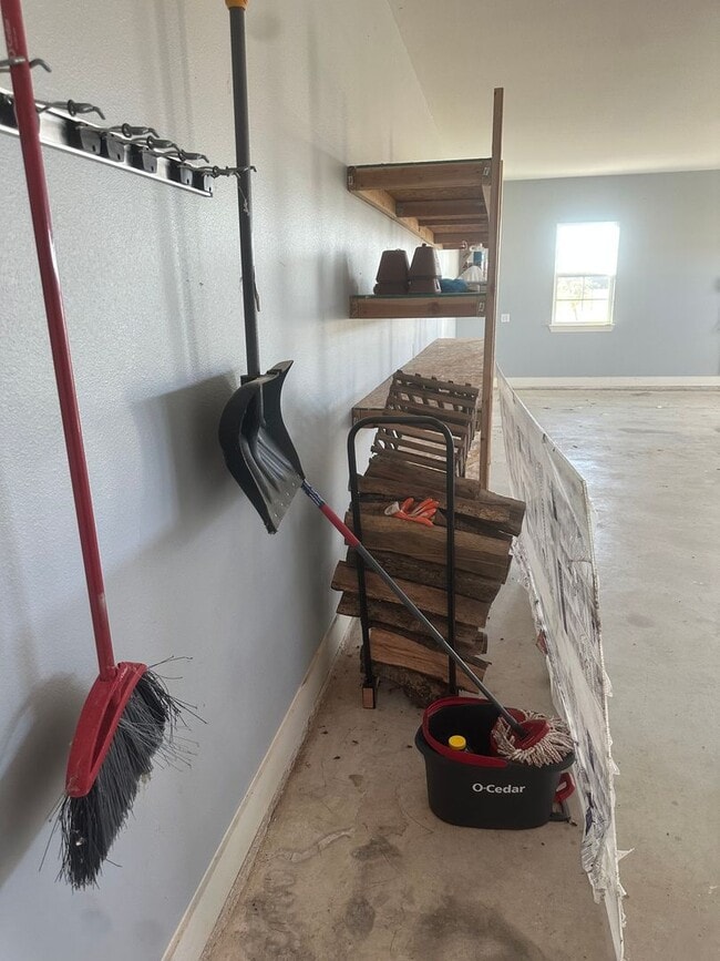 Building Photo - open concept 4bd - rent to own