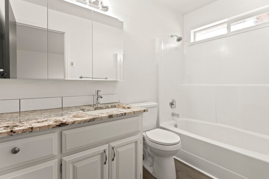 Building Photo - 5704 W Garden Springs Rd