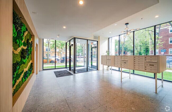 Building Photo - 6044 N Winthrop Ave