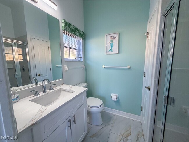 Building Photo - 2549 SW 38th St