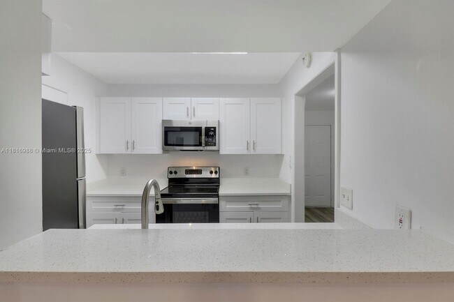 Building Photo - 4341 W McNab Rd