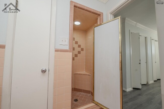 Building Photo - 2725 Devon Rd