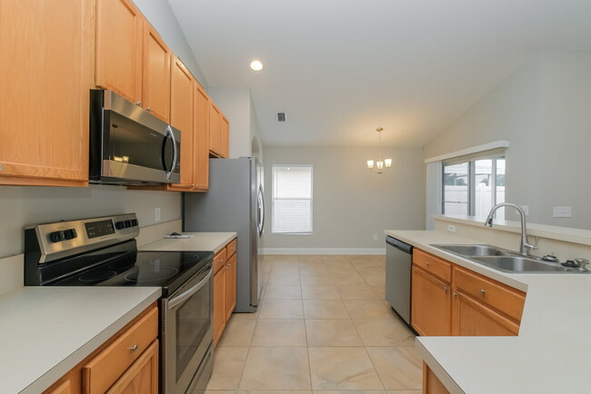 Building Photo - 2709 Billingham Dr