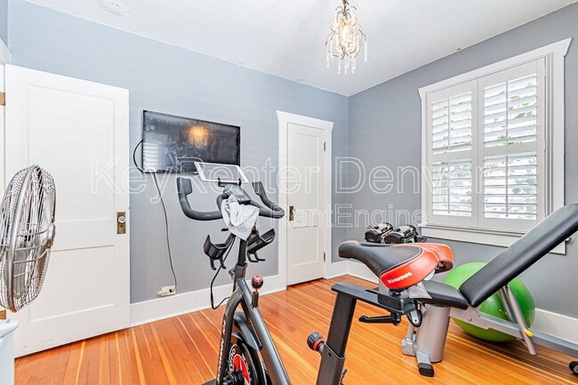 Building Photo - 3059 W 40th Ave