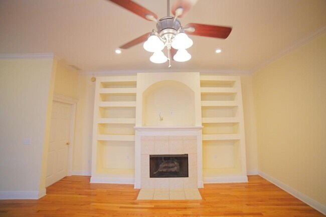 Building Photo - 1155 Sandler Ridge Rd