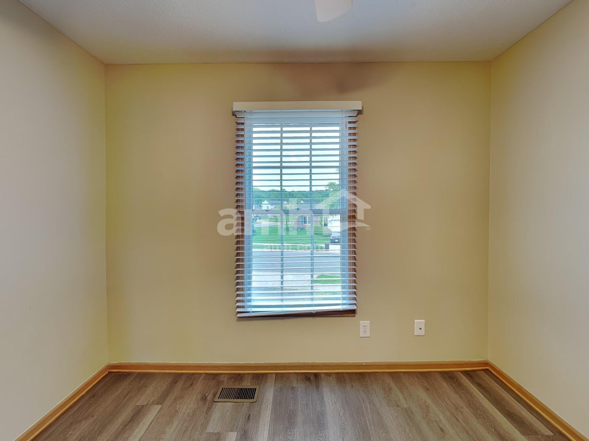Building Photo - 100 Winesap St