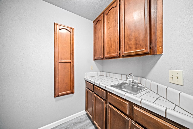 Building Photo - 7456 Santa Susana Way
