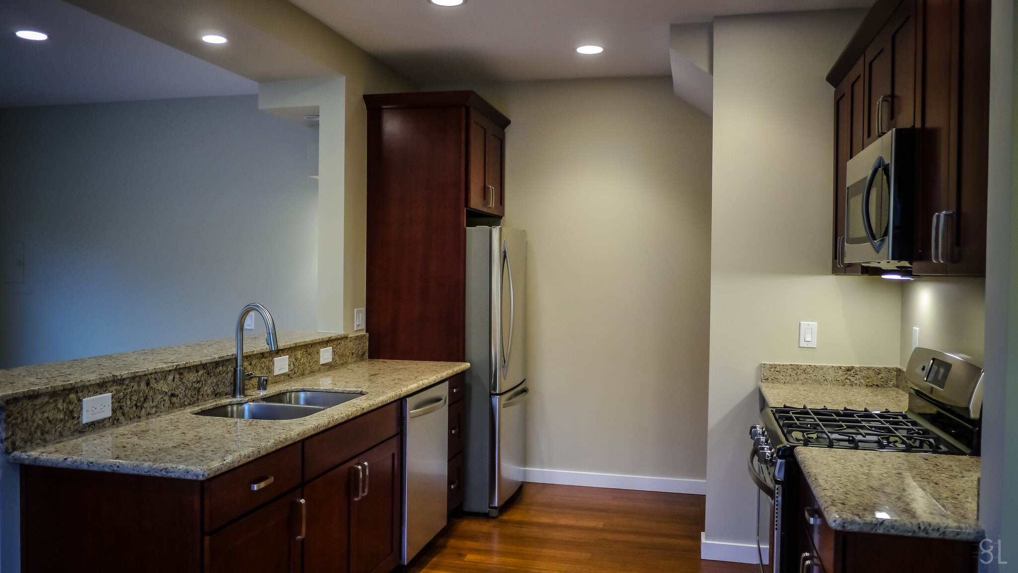 Building Photo - 2215 E John St