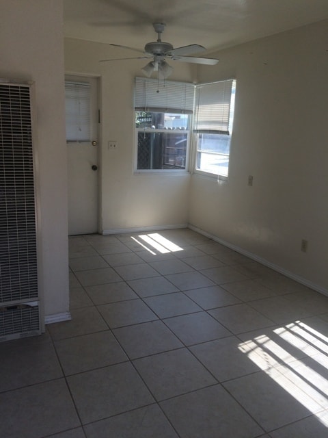 Building Photo - $1000 Move In Special!! Charming 1 bdrm in Normal Heights, w/ parking!