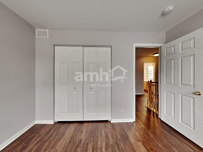 Building Photo - 1372 Deer Creek Ln