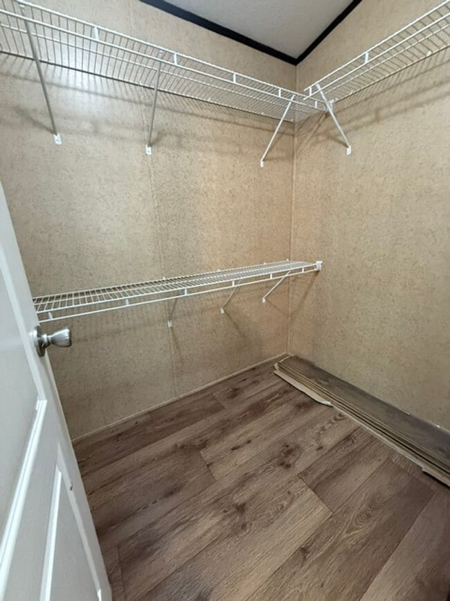 Building Photo - ? Beautifully Updated 3 Bedroom, 2 Bath Home in Bell City! ?