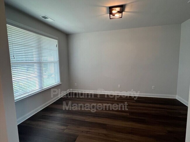 Building Photo - 7740 Easton Valley Ln
