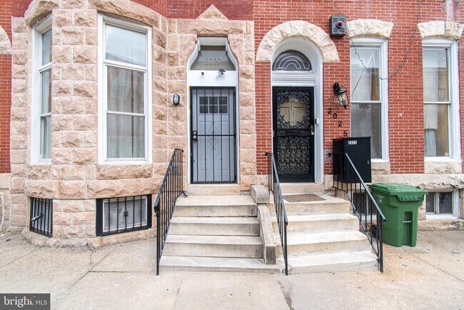 Building Photo - 2027 McCulloh St