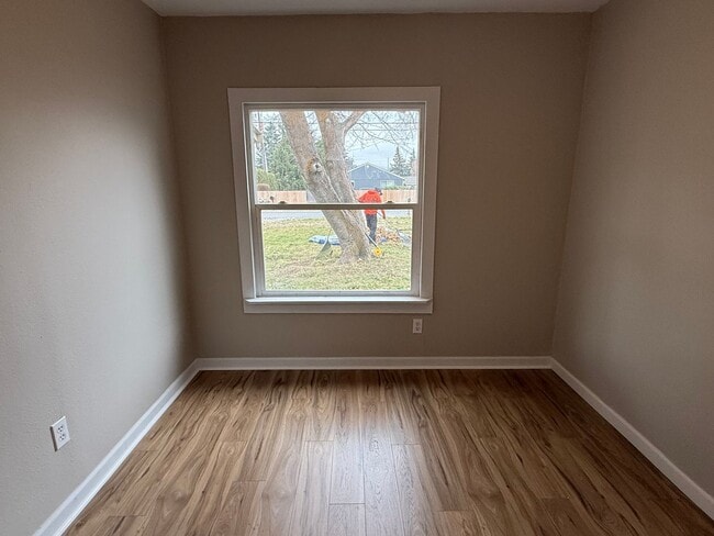 Building Photo - Now renting 2 bedroom House