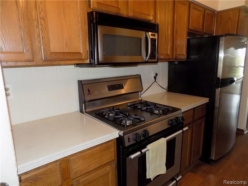 Building Photo - 48195 Bayshore Dr