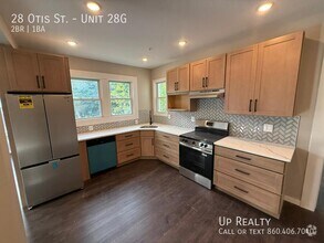 Building Photo - 28 Otis St