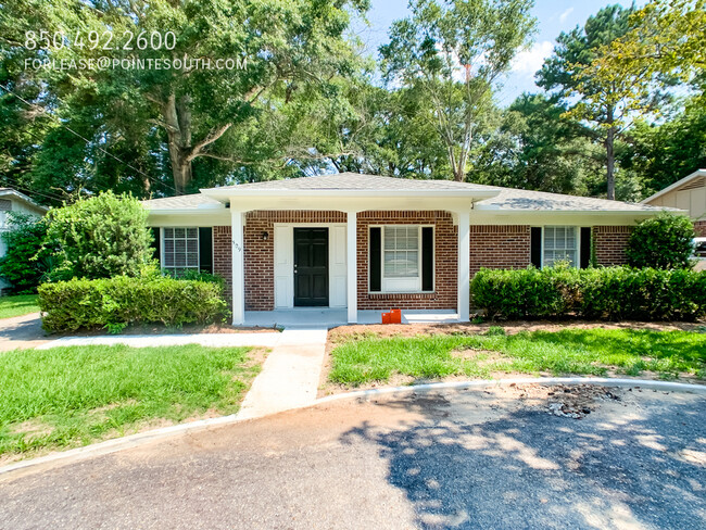 Building Photo - Fairhope Rental