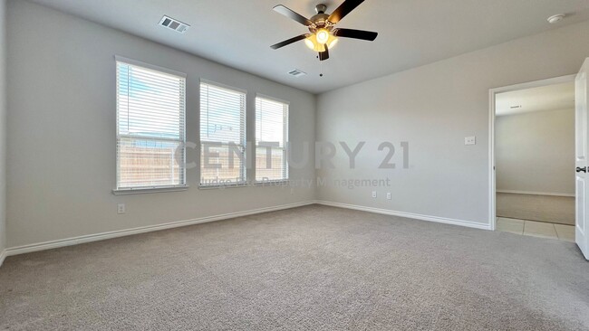 Building Photo - Beautiful 3/2/2 in Fort Worth For Rent!