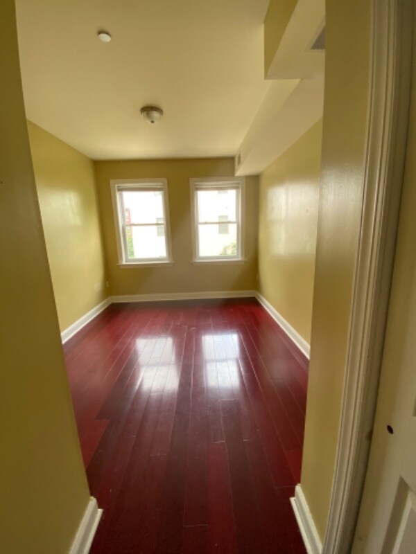 Building Photo - 1624 N 16th St