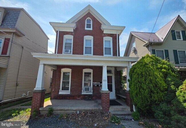 Building Photo - 321 S Hanover St