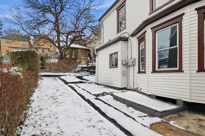 Building Photo - 105 Elmont St