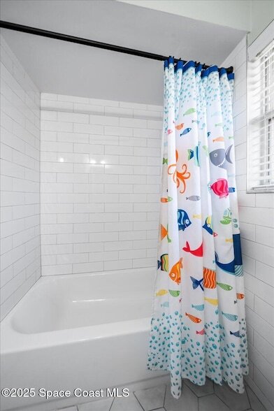 Building Photo - 1235 Pemberton Trail