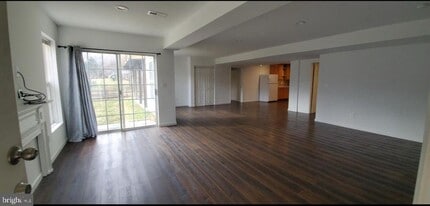 Building Photo - 7921 Windsor Knoll Ln
