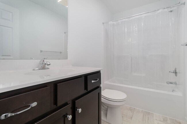 Building Photo - 1829 Shady Ln