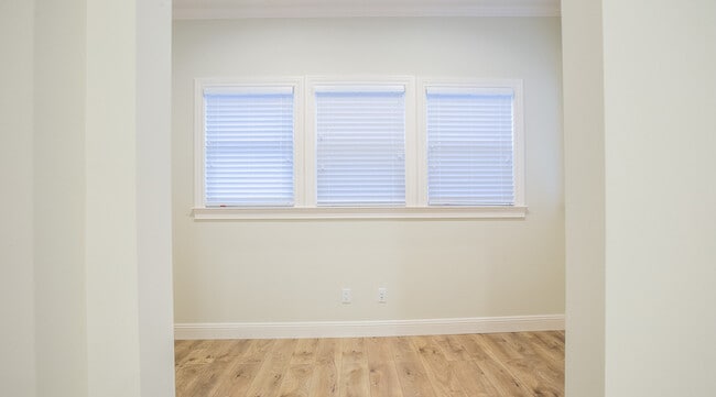 Building Photo - 1449 Page St