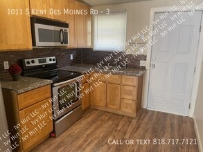 Building Photo - 1011 Kent Des Moines Rd