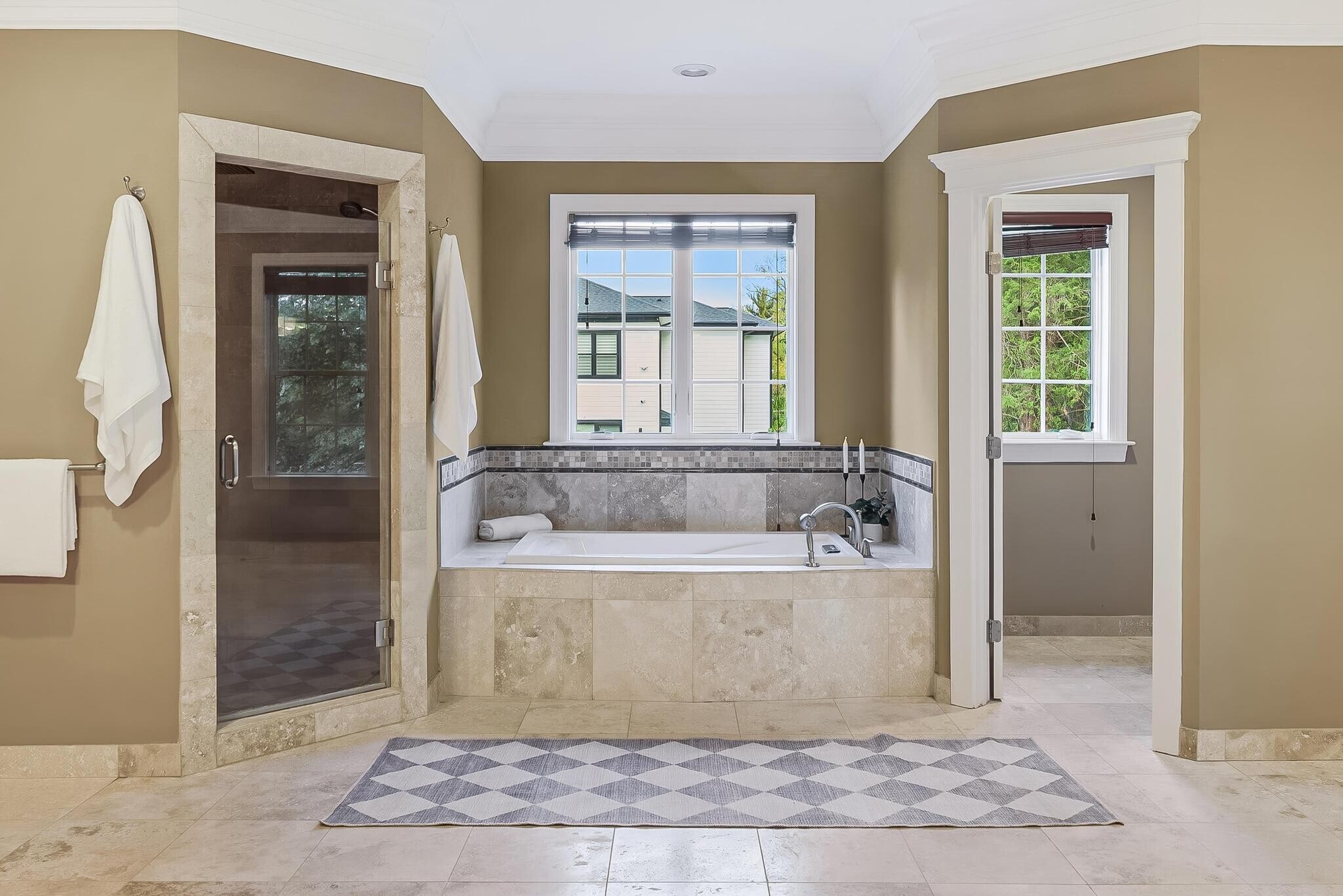 Building Photo - 829 Golden Arrow St