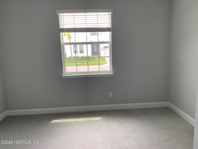 Building Photo - 229 Waterline Dr