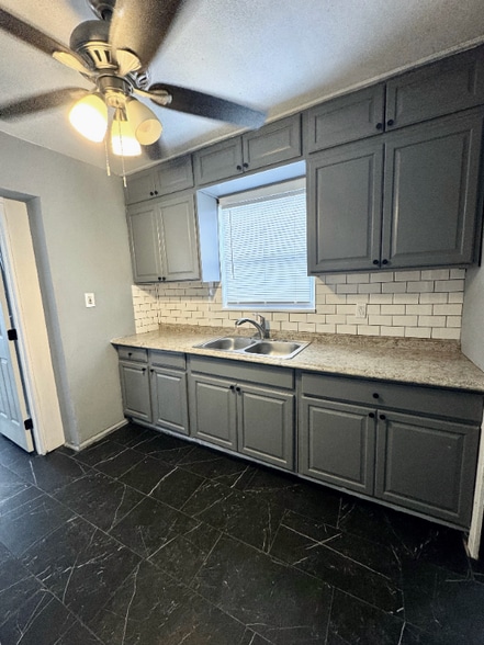 Building Photo - 17126 San Juan Dr