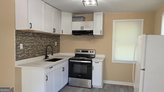 Building Photo - 3307 Guthrie Dr