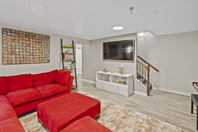 Building Photo - Spacious Home with Finished Basement, Granite Kitchen & Fenced Yard Near Fort Carson