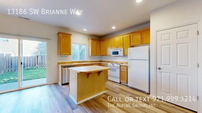 Building Photo - 13186 SW Brianne Way