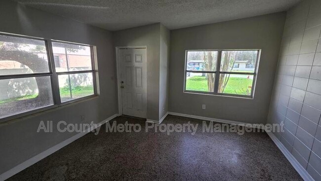 Building Photo - 1232 Linda Ln