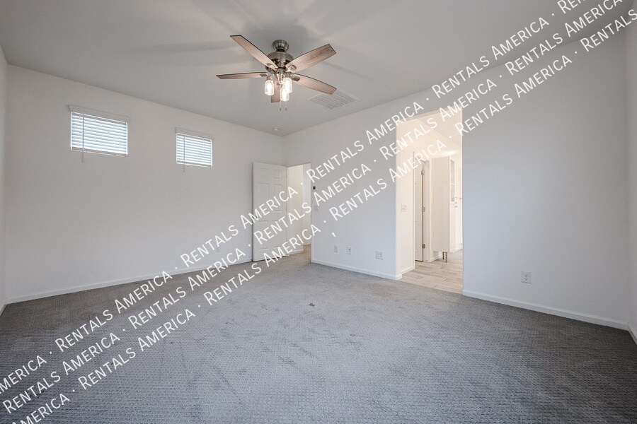 Building Photo - 1857 W 22nd Ave