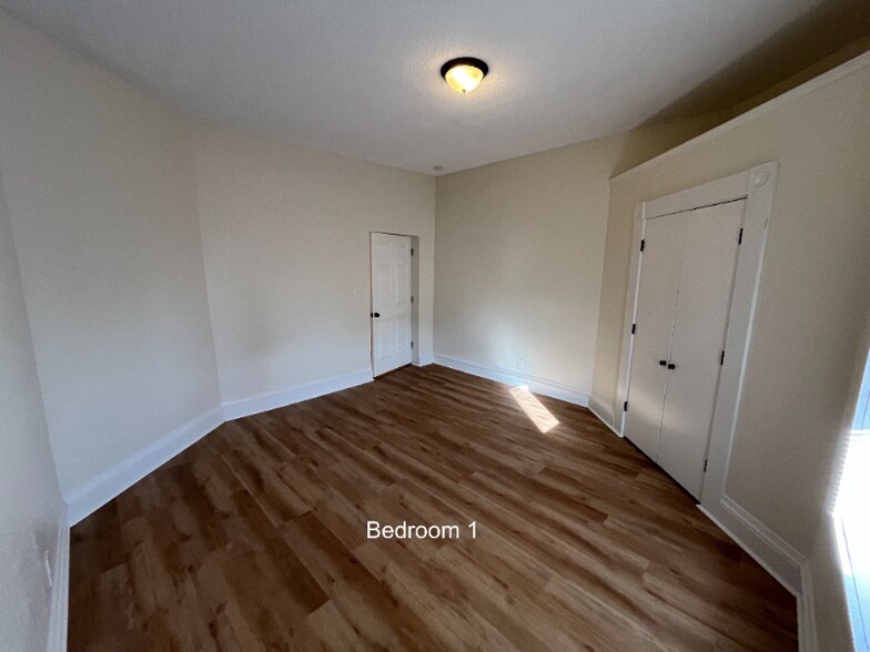 Building Photo - 1636 Hoyt Ave