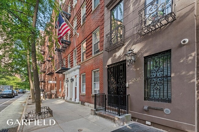 Building Photo - 320 E 55th St