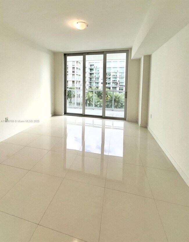 Building Photo - 7825 NW 107th Ave