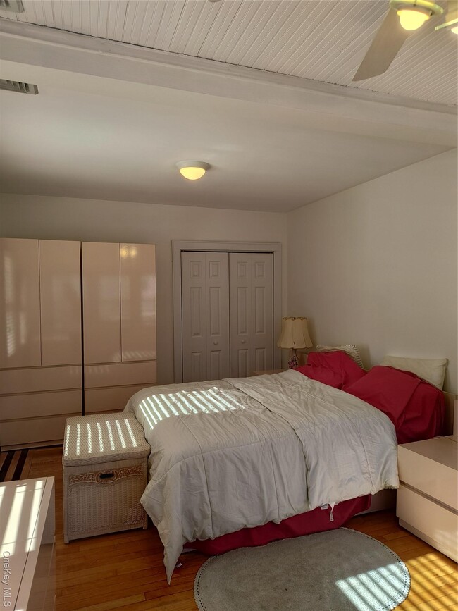 Building Photo - 25 July Walk