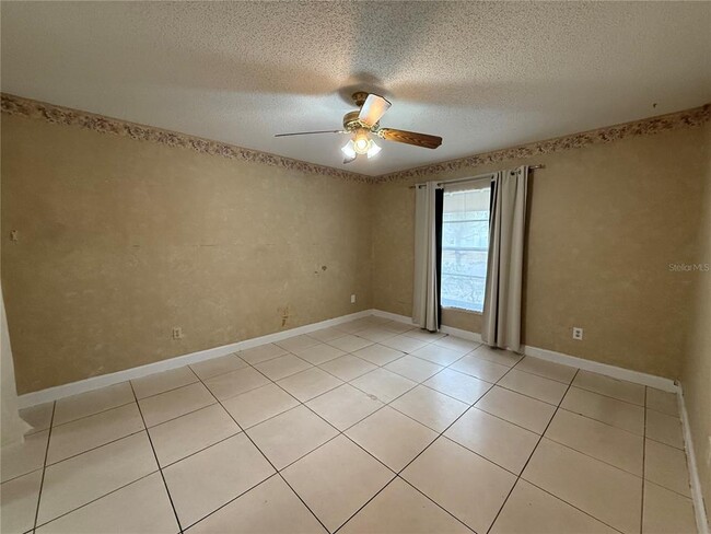 Building Photo - 8221 Malvern Cir