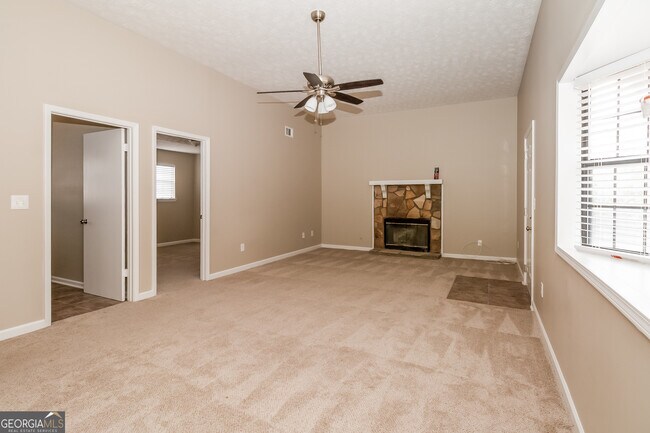 Building Photo - 10436 Irongate Ln