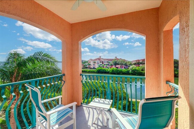 Building Photo - 2749 Via Cipriani