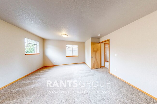 Building Photo - Great Home In Lacey