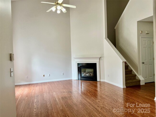 Building Photo - 3210 Summerfield Ridge Ln