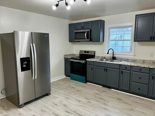 Building Photo - 928 Farmer St