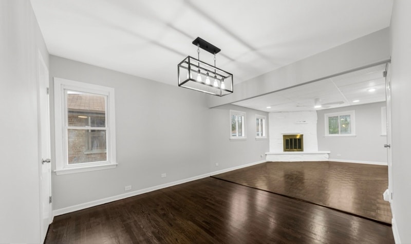 Building Photo - 11600 S Kilbourn Ave