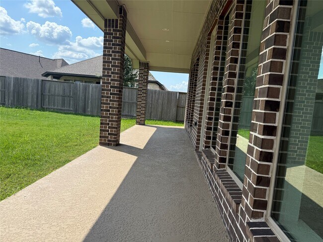 Building Photo - 4942 Hitchings Ct
